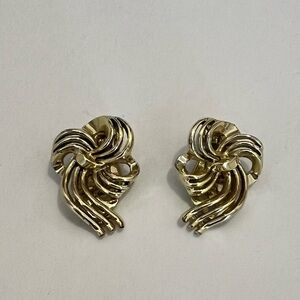 Vintage stamped Lisner clip-on earrings